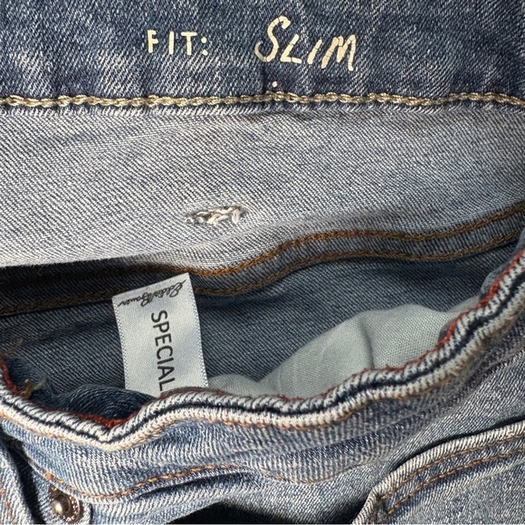 Eddie Bauer Men’s Slim Fit Jeans 36x32 Straight Leg Medium Wash Denim - Picture 5 of 7